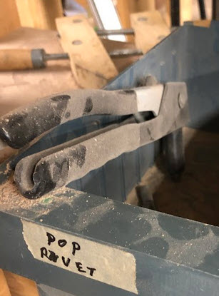 pop rivet tool